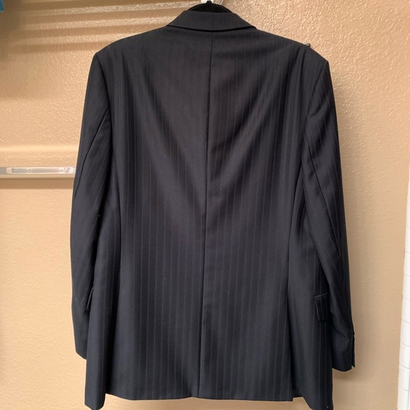 ZARA Men’s Stripe Blazer & Slacks Suit Set - Picture 2 of 8